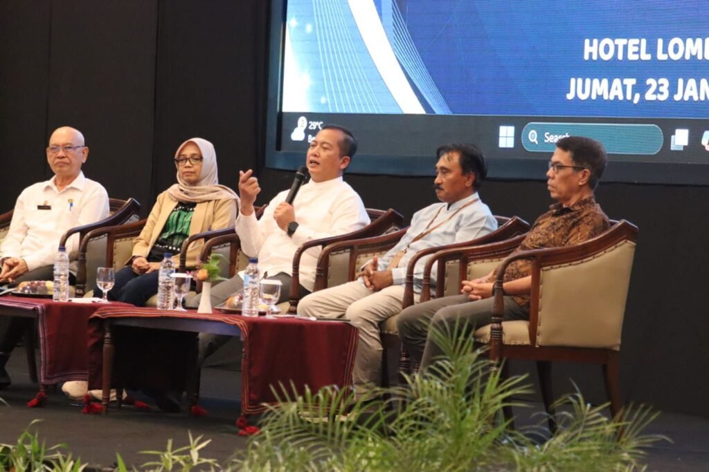 Gubernur NTB, Dr. Muhammad Iqbal, pada Rapat Koordinasi Badan Perencanaan Pembangunan Daerah Pemerintah Provinsi Nusa Tenggara Barat.