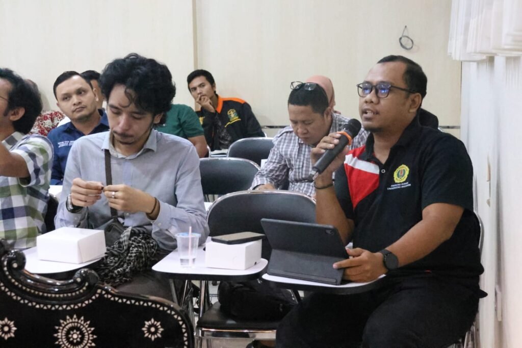 Khairus Febrian F., pada dikusi Sorot Kamera Seri ke-14 bertajuk “KUHAP Baru Perluasan Alat Bukti, Ruang Gelap Penyelidikan & Potensi Kesewenan