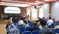 Focus Group Discussion (FGD) bertajuk “Meninjau Komitmen Mineral Kritis dalam Perjanjian Dagang AS – Indonesia terhadap Keadilan Ekologi dan Ekonomi Lokal” yang diselenggarakan di Aula Prof. Zainal Asikin, Fakultas Hukum dan Ilmu Sosial Ilmu Politik (FHISIP) Universitas Mataram, Rabu (13/5/2026). Foto : Dok. Istimewa Narasio.com/Aminah