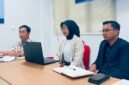KIRI: Taufan, SH, MH, dalam konferensi pers bertajuk “Meninjau Komitmen Mineral Kritis Dalam Perjanjian Dagang AS - Indonesia terhadap Keadilan Ekologi dan Ekonomi Lokal”, Rabu, 13/05/2026. Foto : Dok. Istimewa Narasio.com / Aminah