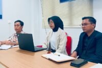 KIRI: Taufan, SH, MH, dalam konferensi pers bertajuk “Meninjau Komitmen Mineral Kritis Dalam Perjanjian Dagang AS - Indonesia terhadap Keadilan Ekologi dan Ekonomi Lokal”, Rabu, 13/05/2026. Foto : Dok. Istimewa Narasio.com / Aminah