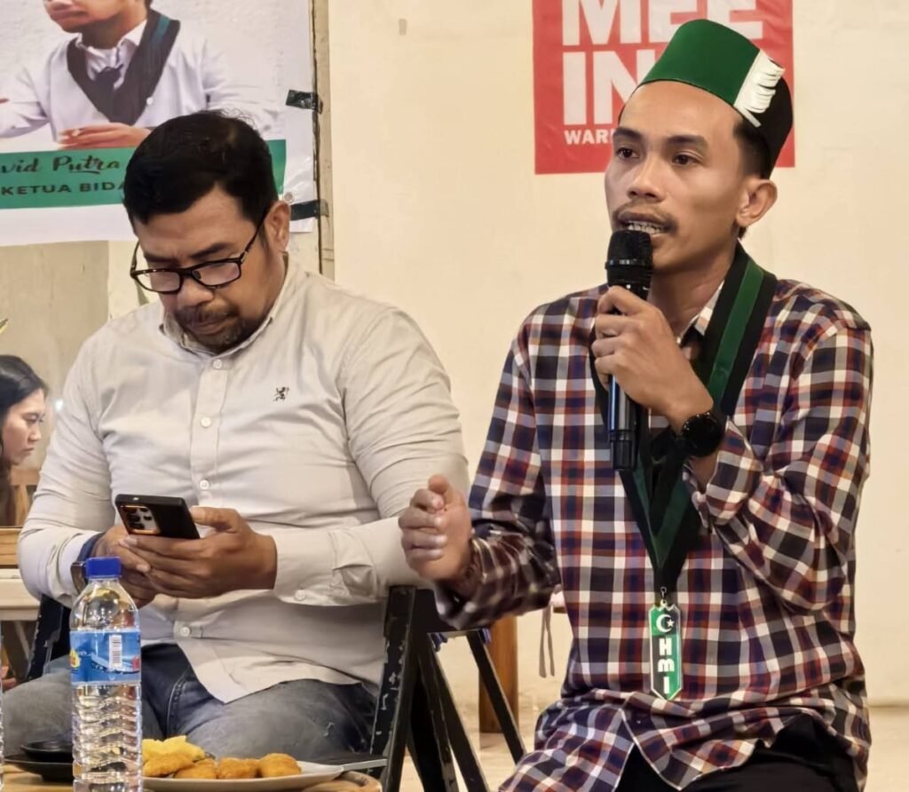 Ketua Umum HMI Badko Bali Nusra, Caca Handika