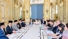 Presiden Republik Indonesia, Prabowo Subianto, melakukan pertemuan bilateral dengan Presiden Republik Prancis, Emmanuel Macron di Istana Élysée, Paris, pada Kamis, 28 Mei 2026. Foto: BPMI Setpres