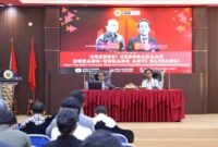 Kuliah Umum Sorot Kampus Merah (Sorot Kamera) bertajuk “Urgensi Keberadaan Undang-Undang Anti Oligarki dalam Tata Kelola Lingkungan Hidup dan Sumber Daya Alam yang Berkelanjutan dan Anti Korupsi” di Aula Prof. Zainal Asikin, Gedung A Lantai III FHISIP UNRAM, Rabu (6/5). Foto : Dok. Istimewa Sorot Kamera