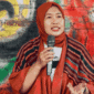 Aktivis Perempuan Nurjanah dalam sesi penyampaian Bedah Buku 