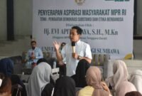 Taufan, S.H.,M.H, dalam acara "Penguatan Demokrasi Substansial dan Etika Berbangsa", di Universitas Teknologi Sumbawa, 25 Juni 2026. Foto: Dok. Istimewa