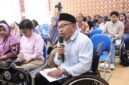 Lalu SNU Pradipta, perwakilan Lombok Independen Disabilitas Indonesia (LIDI NTB), dalam forum Advokasi Penguatan Sistem Perlindungan HAM di Indonesia Melalui Uji Publik RUU HAM yang berlangsung di Ruang Sidang Utama (Aula Prof. Zainal Asikin) FHISIP Universitas Mataram, Rabu (30/6/2026). Foto: Keysha/Sorot Kamera