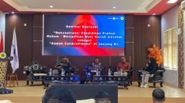 Dewan Pimpinan Cabang Perhimpunan Advokat Indonesia Suara Advokat Indonesia, Mataram (DPC PERADI SAI Mataram) bekerja sama dengan Fakultas Hukum, Ilmu Sosial, dan Ilmu Politik Universitas Mataram (FHISIP Unram) menyelenggarakan Seminar Nasional bertajuk 