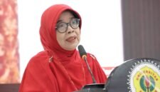 Prof. Dr. Hj. Rodliyah, S.H., M.H. pada Pidato Paripurna (Valedictory Lecture) bertajuk “Masa Depan Hukum Pidana dalam Penanggulangan Kekerasan Terhadap Perempuan” pada Kamis, 27 Agustus 2026, di Ruang Sidang Utama (Aula Prof. Zainal Asikin), Lantai 3 Gedung A FHISIP Unram. Foto: Baiq Nurul/Sorot Kamera
